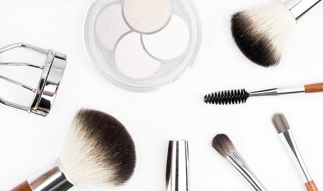 Jak využít make-up před návštěvou solária